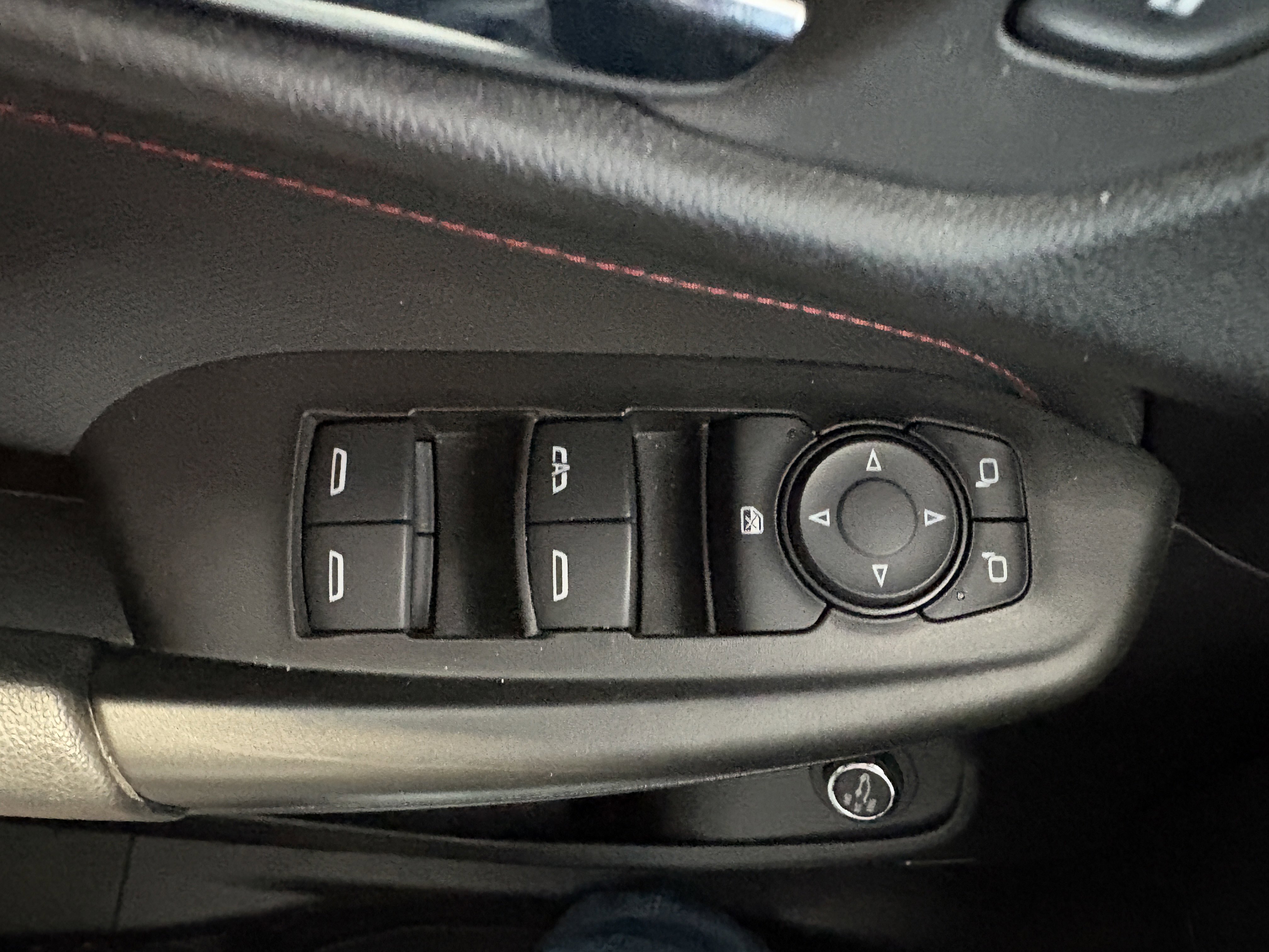 Used 2024 Chevrolet TrailBlazer RS w/ Convenience Package image 10