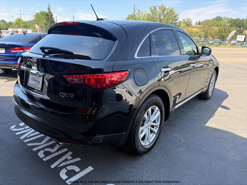Used 2016 INFINITI QX70 2WD image 7