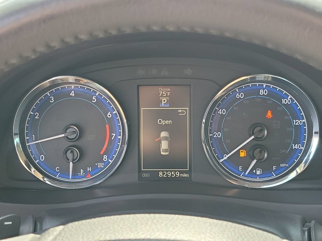 Used 2017 Toyota Corolla SE FWD image 23