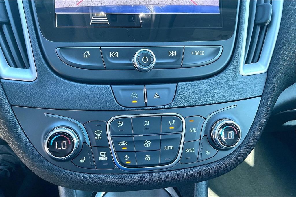 Used 2024 Chevrolet Malibu LT image 15