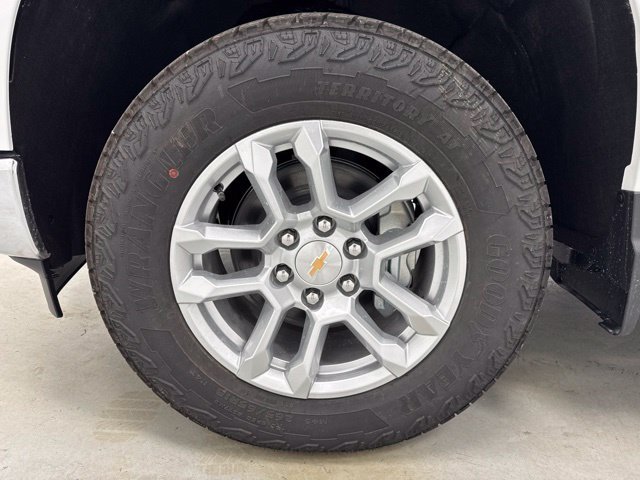 New 2026 Chevrolet Silverado 1500 LT w/ Z71 Off-Road Package AWD/4WD image 39