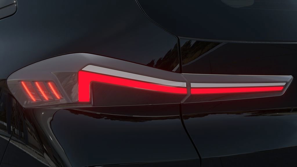 New 2026 BMW XM Label Red image 8