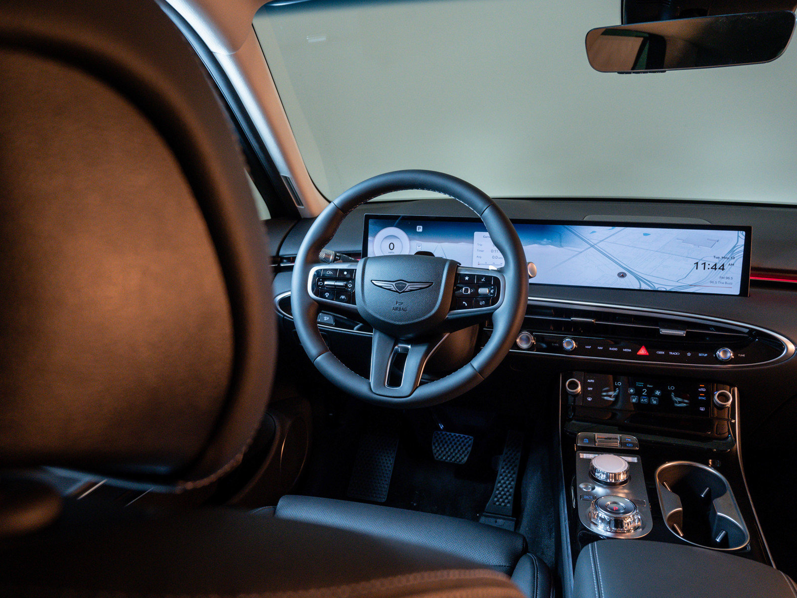 Used 2026 Genesis GV70 2.5T image 13