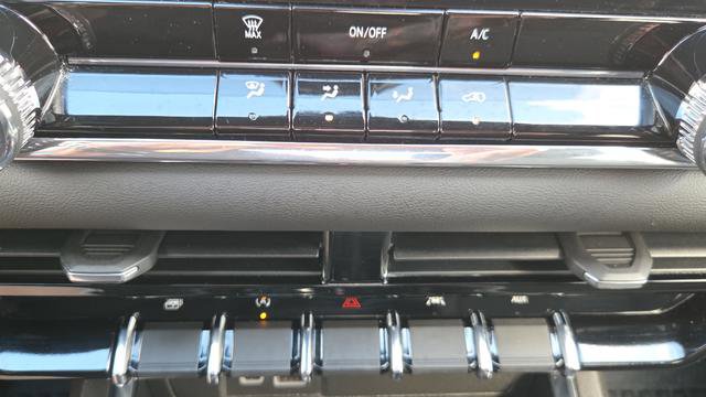 Used 2023 GMC Canyon Elevation image 32