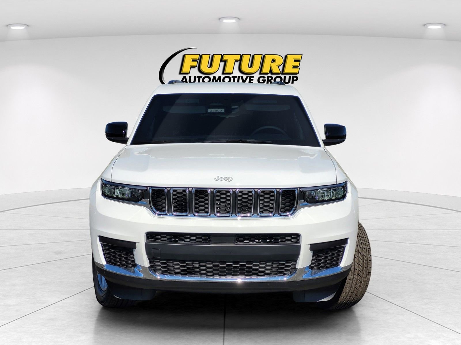 New 2026 Jeep Grand Cherokee L Laredo w/ Trailer Tow Package AWD/4WD image 3