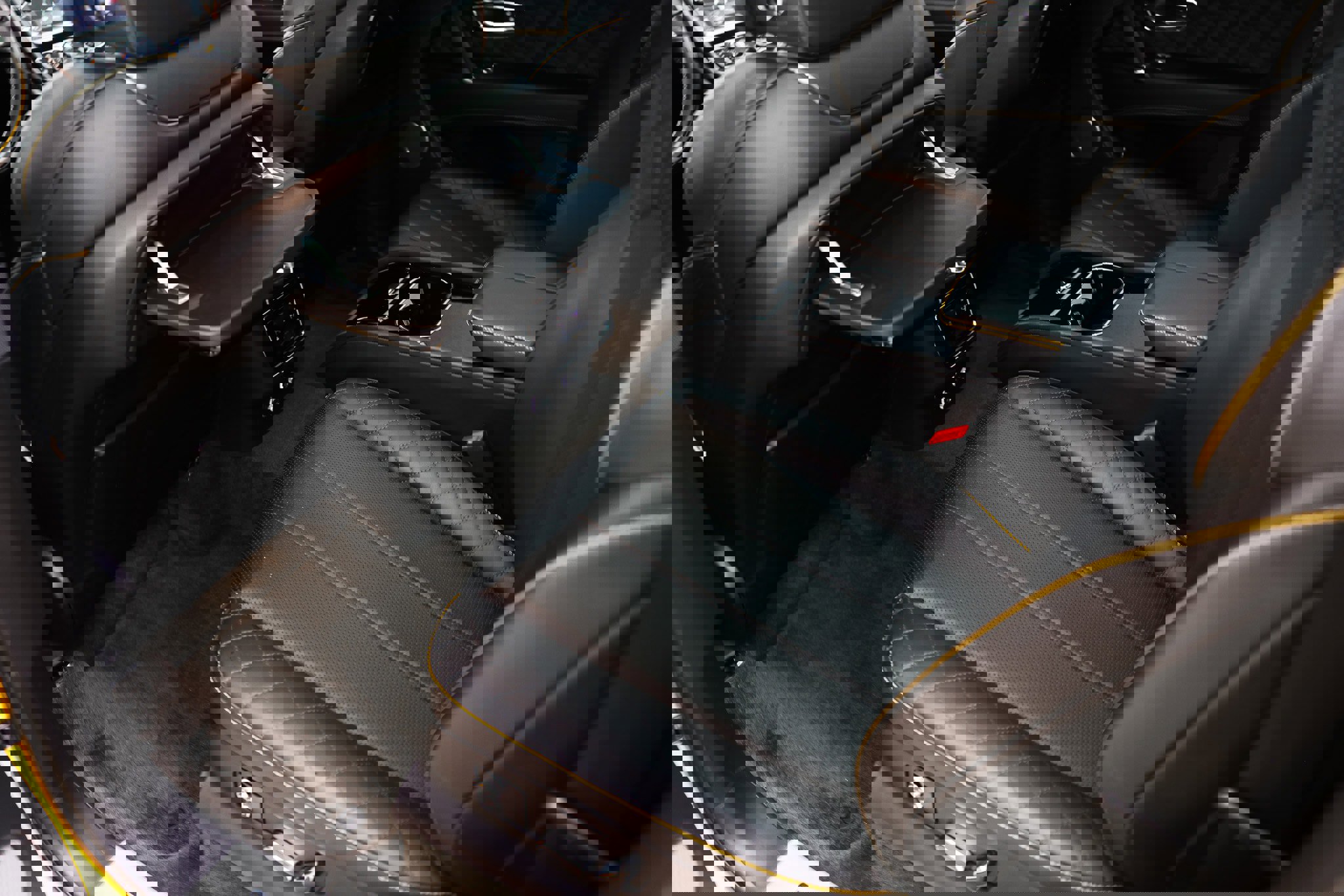 Used 2017 Bentley Bentayga image 15