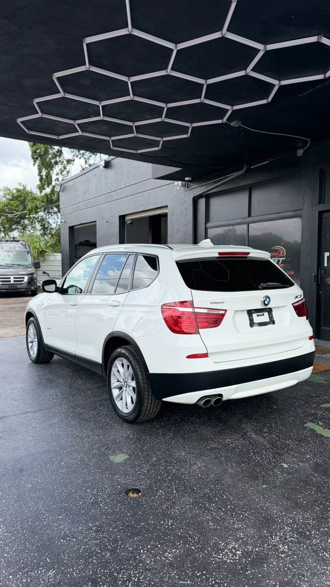 Used 2014 BMW X3 xDrive28i AWD/4WD image 3