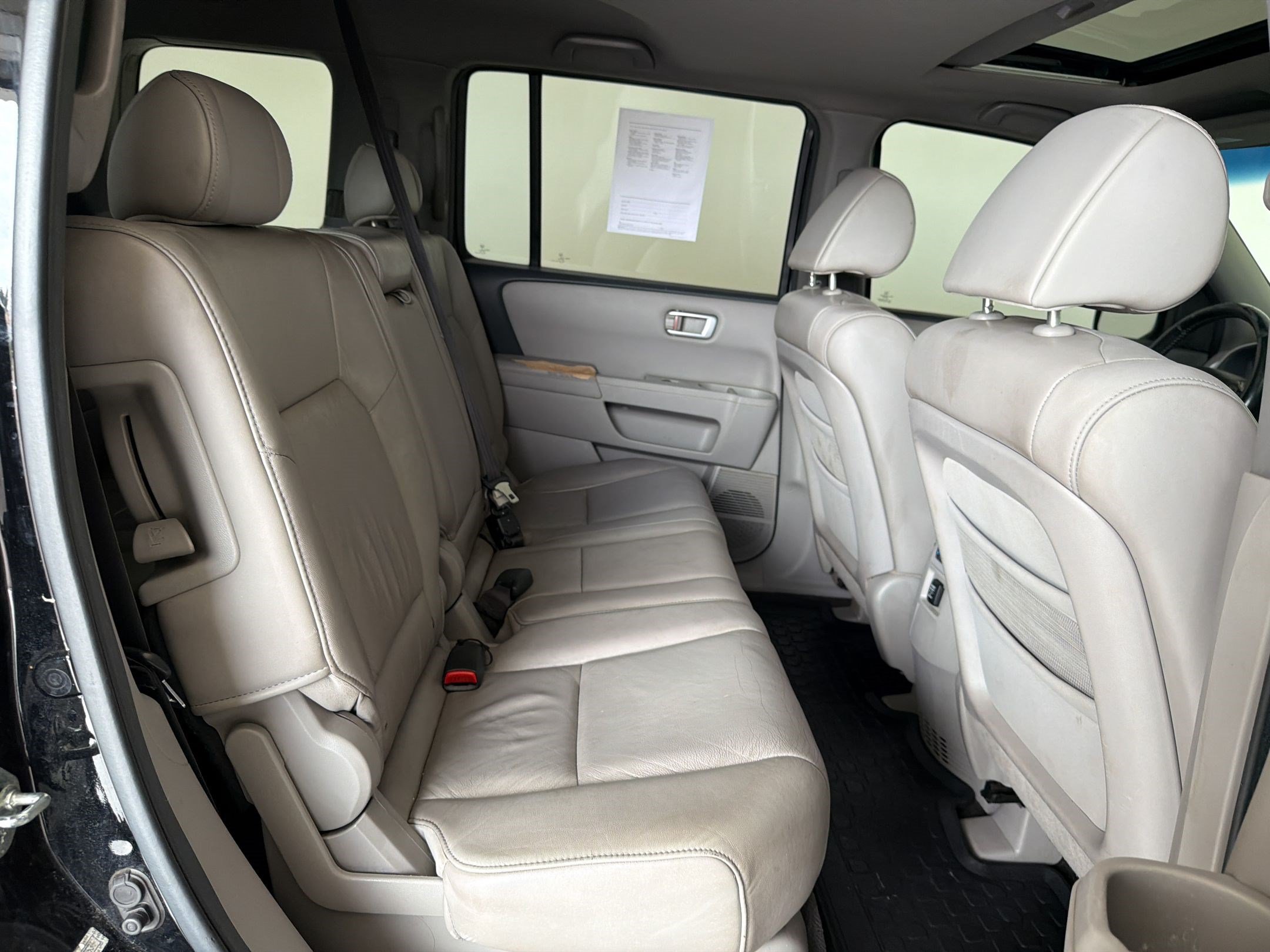 Used 2011 Honda Pilot EX-L image 29