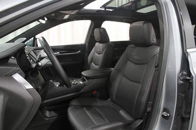 Used 2024 Cadillac XT5 Premium Luxury AWD/4WD image 5