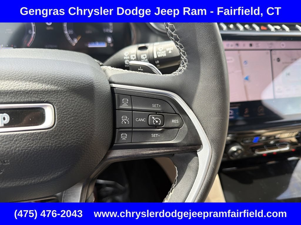 Used 2023 Jeep Grand Cherokee L Limited w/ Luxury Tech Group II AWD/4WD image 22