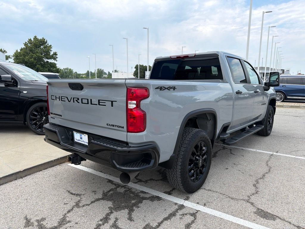 Used 2025 Chevrolet Silverado 2500 Custom w/ Custom Value Package AWD/4WD image 3