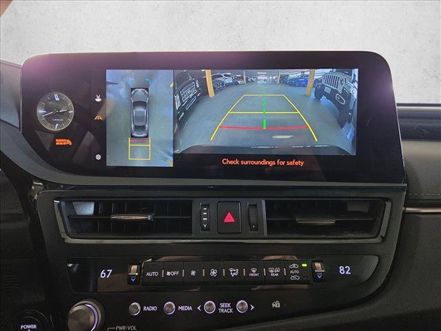 Used 2024 Lexus ES 300h w/ Accessory Package (Z2) FWD image 14