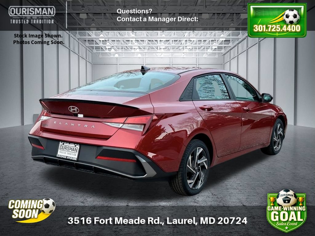 Certified 2025 Hyundai Elantra Sport FWD image 4