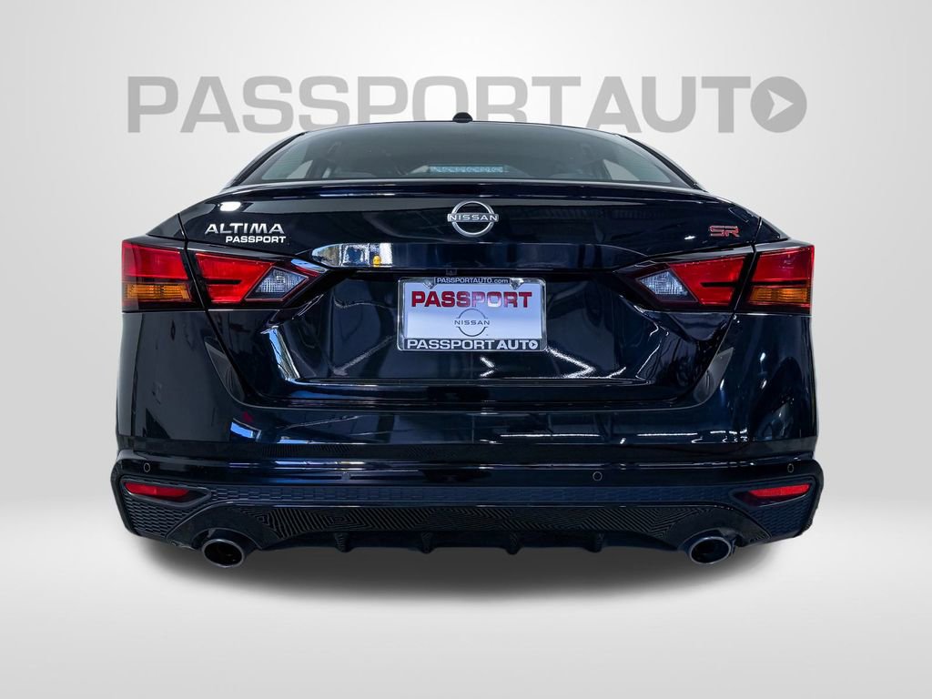 Certified 2024 Nissan Altima 2.5 SR image 8