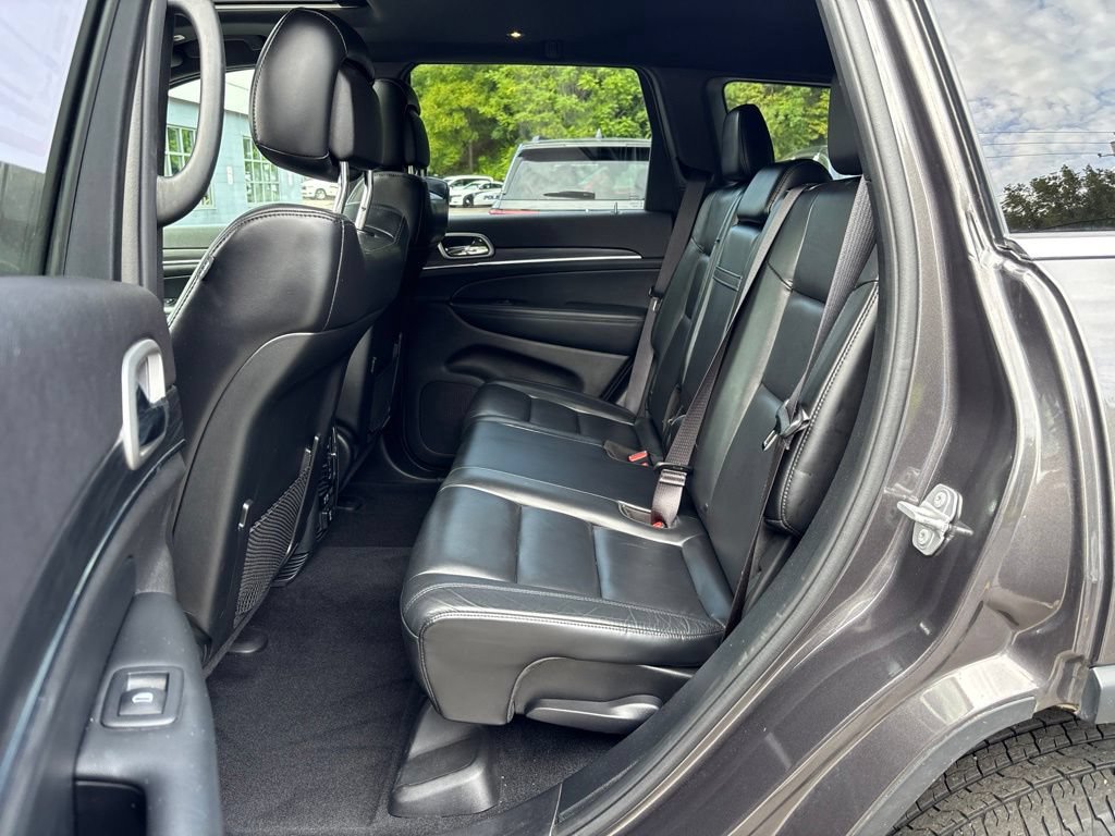 Used 2019 Jeep Grand Cherokee Limited w/ Trailer Tow Group IV AWD/4WD image 15