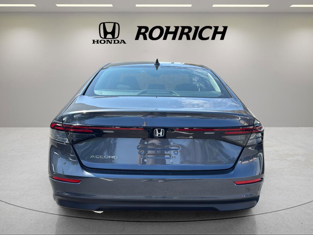 Used 2025 Honda Accord LX image 7