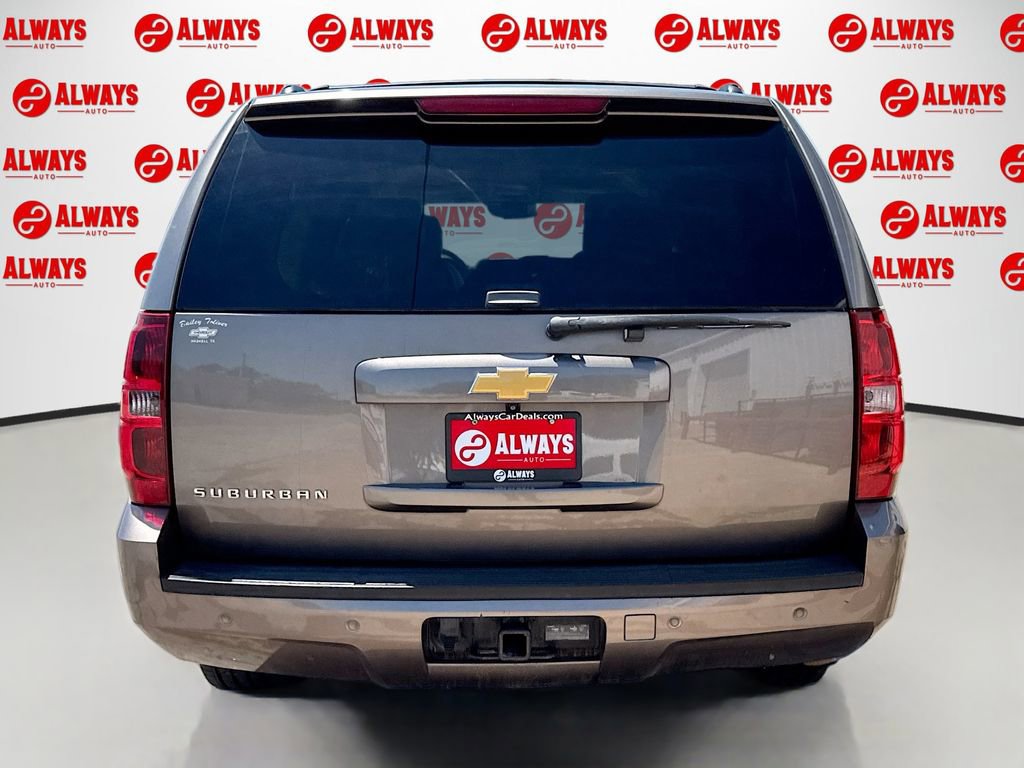 Used 2014 Chevrolet Suburban LT w/ Texas Edition RWD image 4