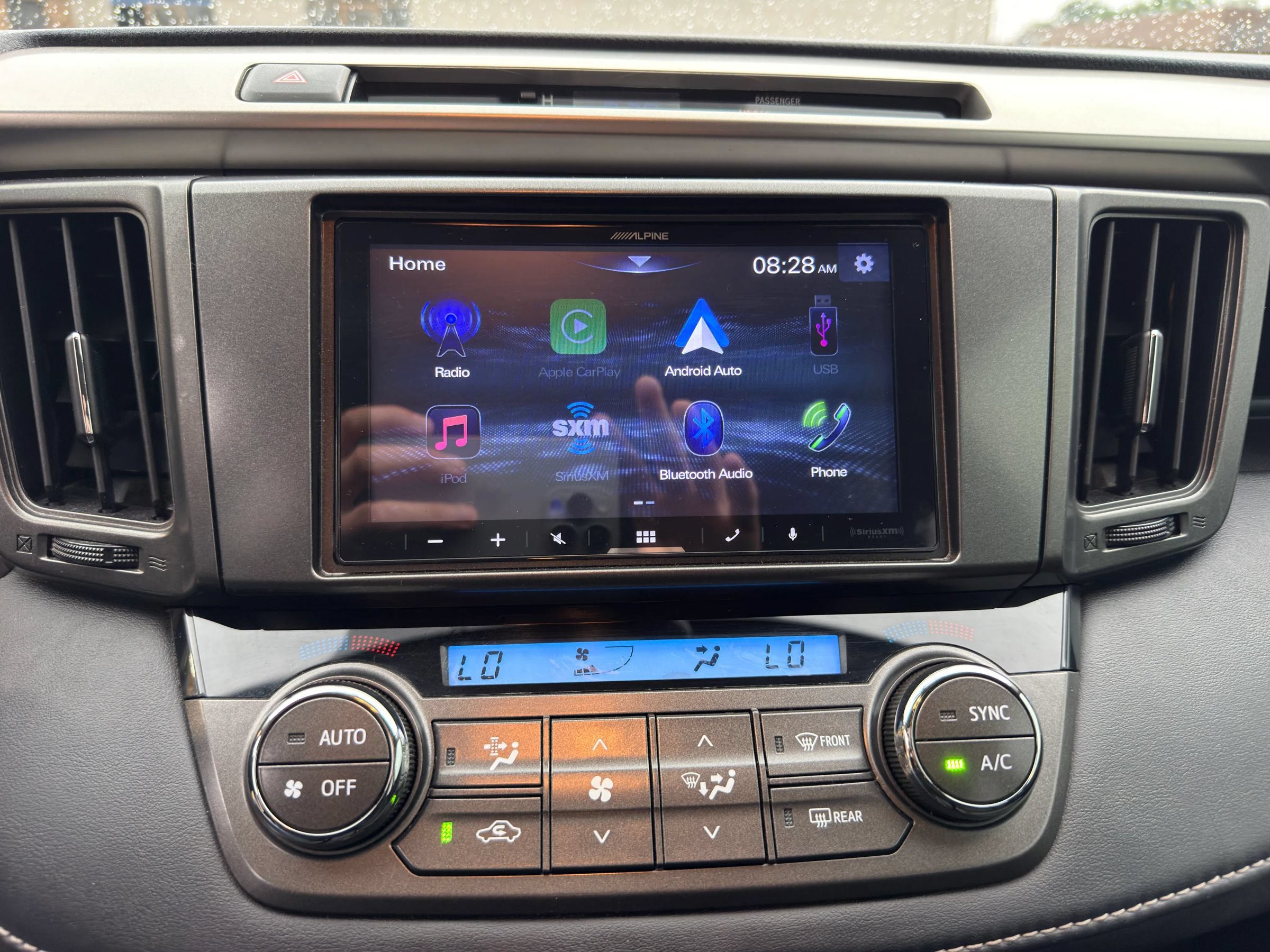 Used 2016 Toyota RAV4 LE FWD image 16