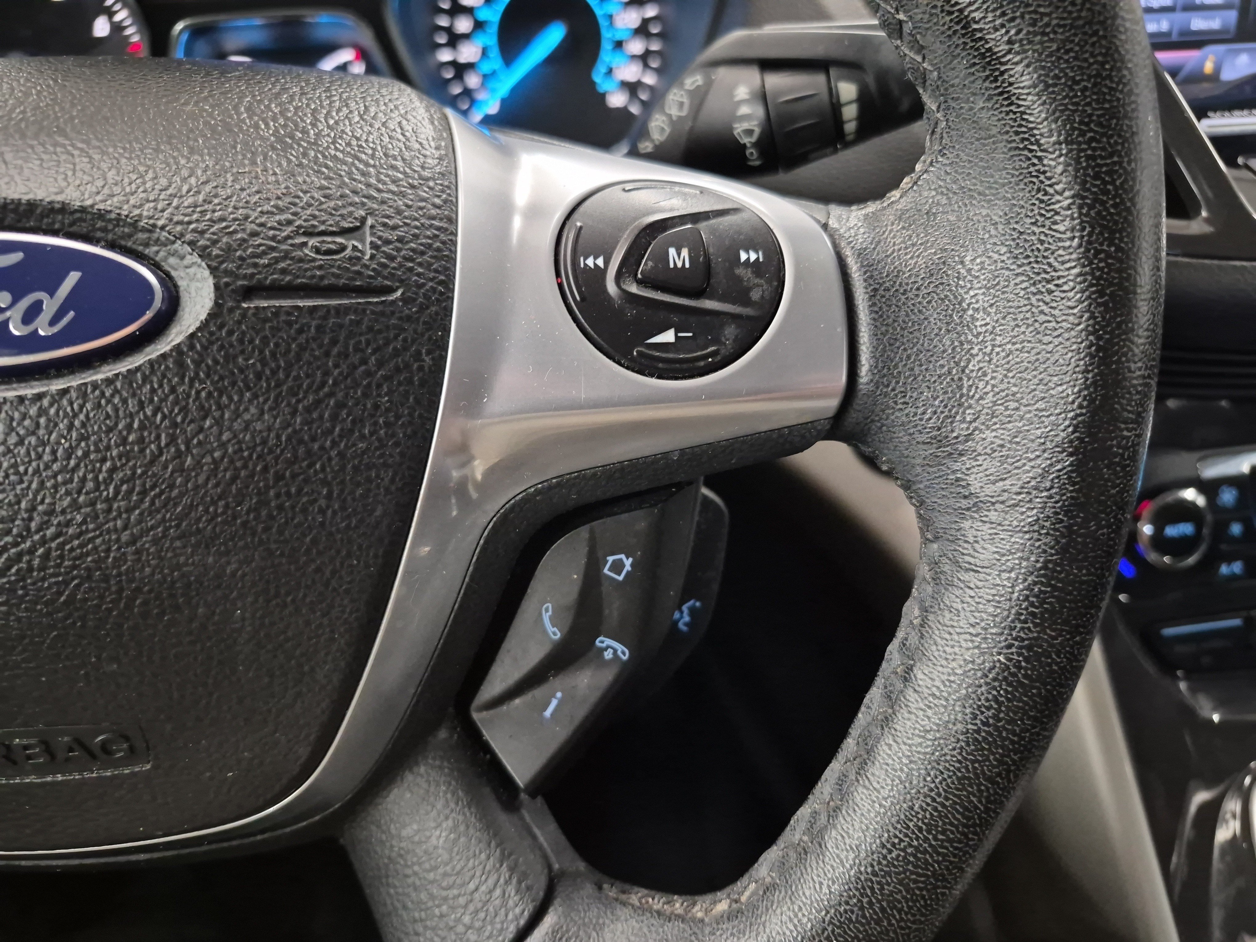Used 2013 Ford Escape SEL FWD image 23