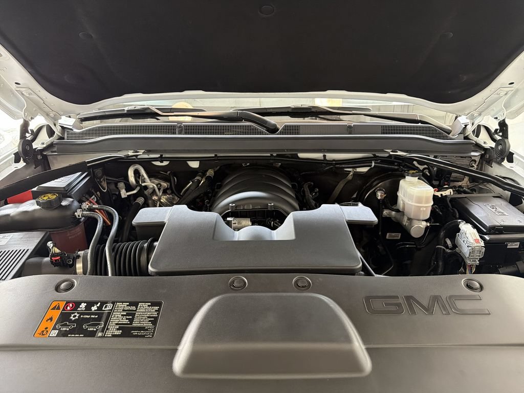 Certified 2020 GMC Yukon Denali w/ Denali Ultimate Package AWD/4WD image 32
