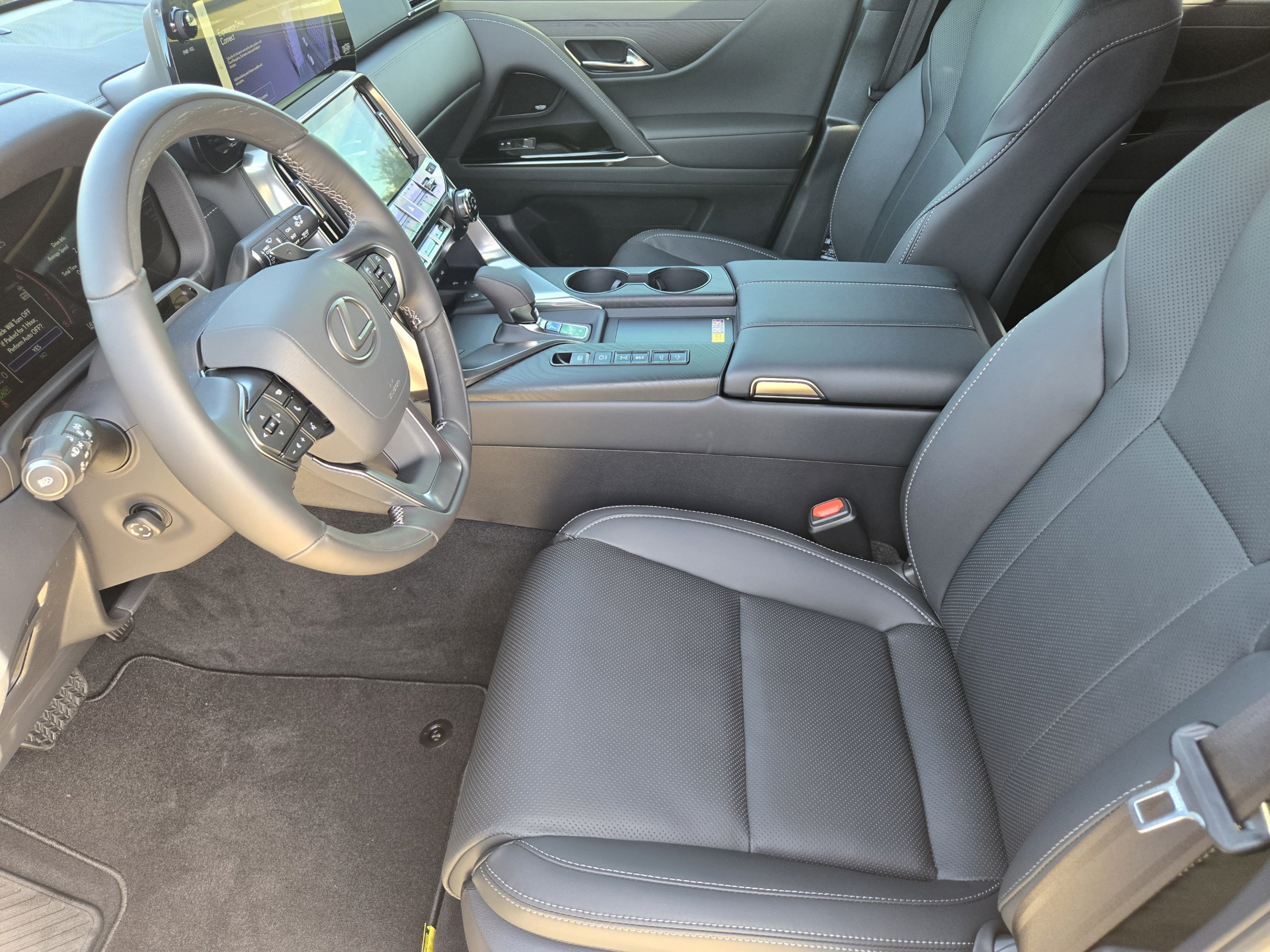 New 2026 Lexus LX 700h Luxury w/ Appearance Package AWD/4WD image 5