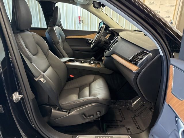 Certified 2024 Volvo XC90 B6 Plus w/ Protection Package Premier image 20