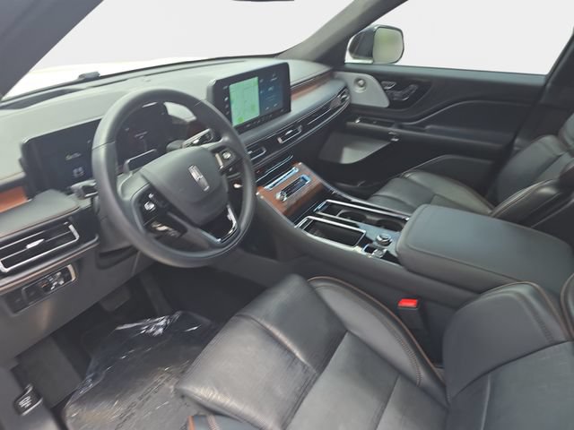 Used 2025 Lincoln Aviator Black Label w/ Jet Appearance Package AWD/4WD image 20