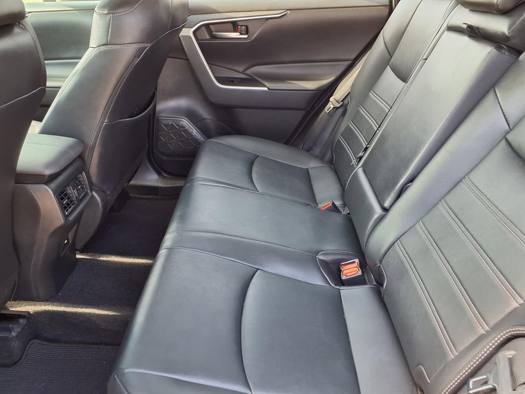 Used 2021 Toyota RAV4 XLE Premium FWD image 11
