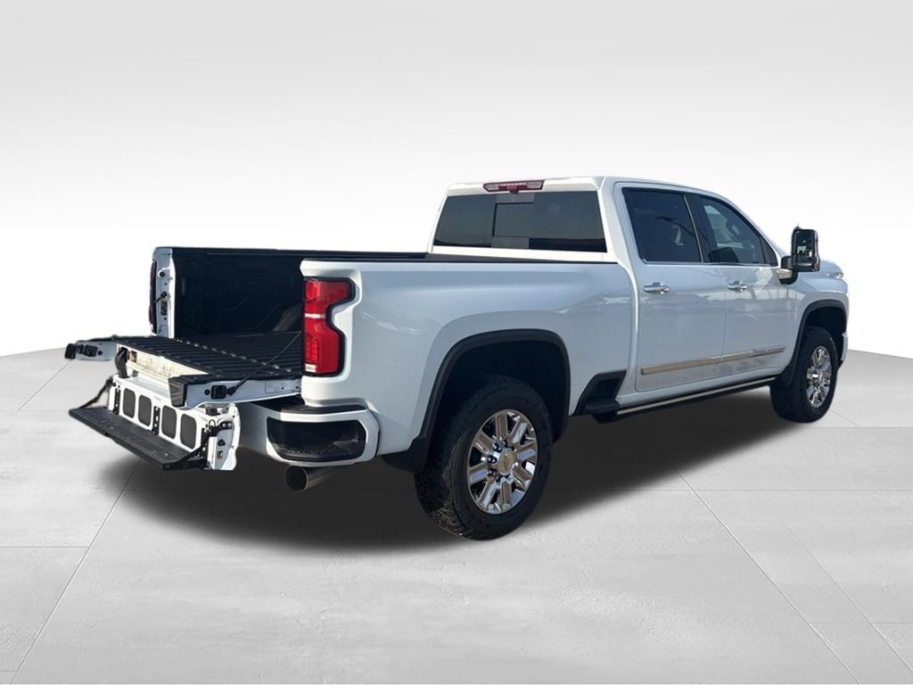 New 2026 Chevrolet Silverado 2500 High Country w/ High Country Premium Package AWD/4WD image 12