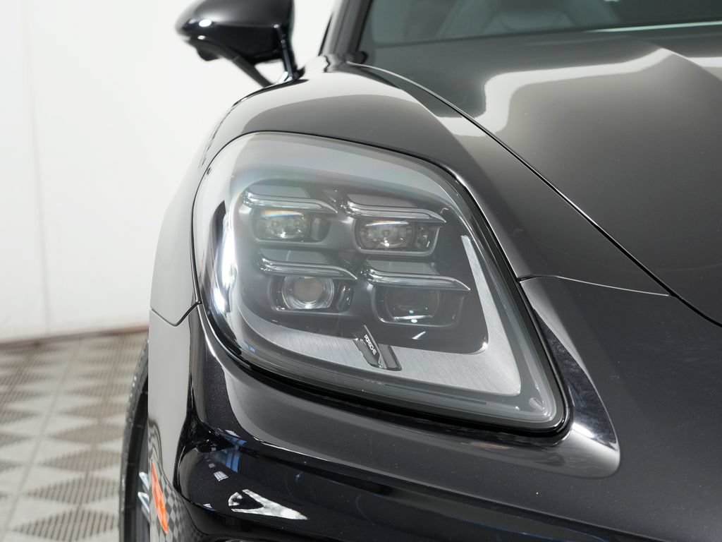 New 2026 Porsche Panamera 4 AWD/4WD image 11