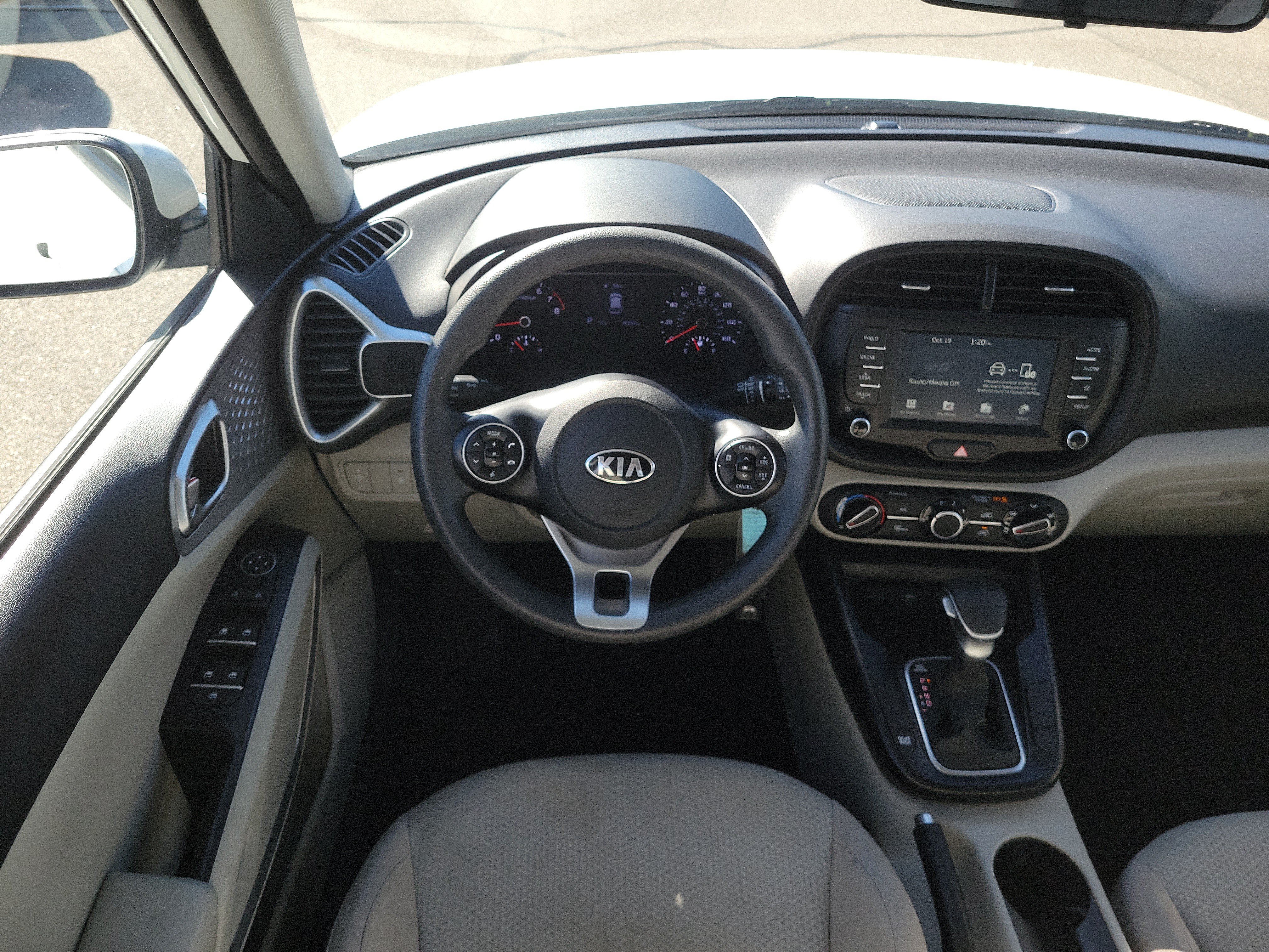 Used 2021 Kia Soul LX FWD image 9