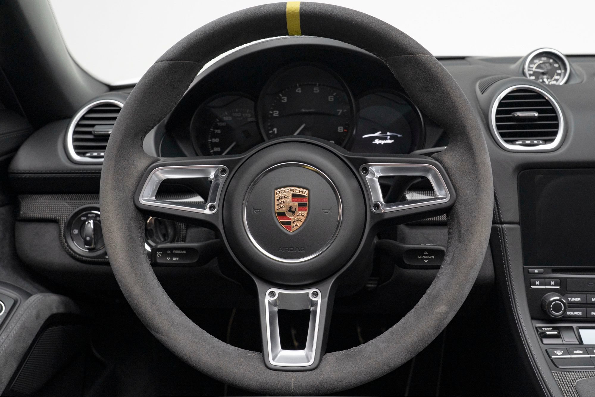 Used 2020 Porsche 718 Boxster Spyder RWD image 23