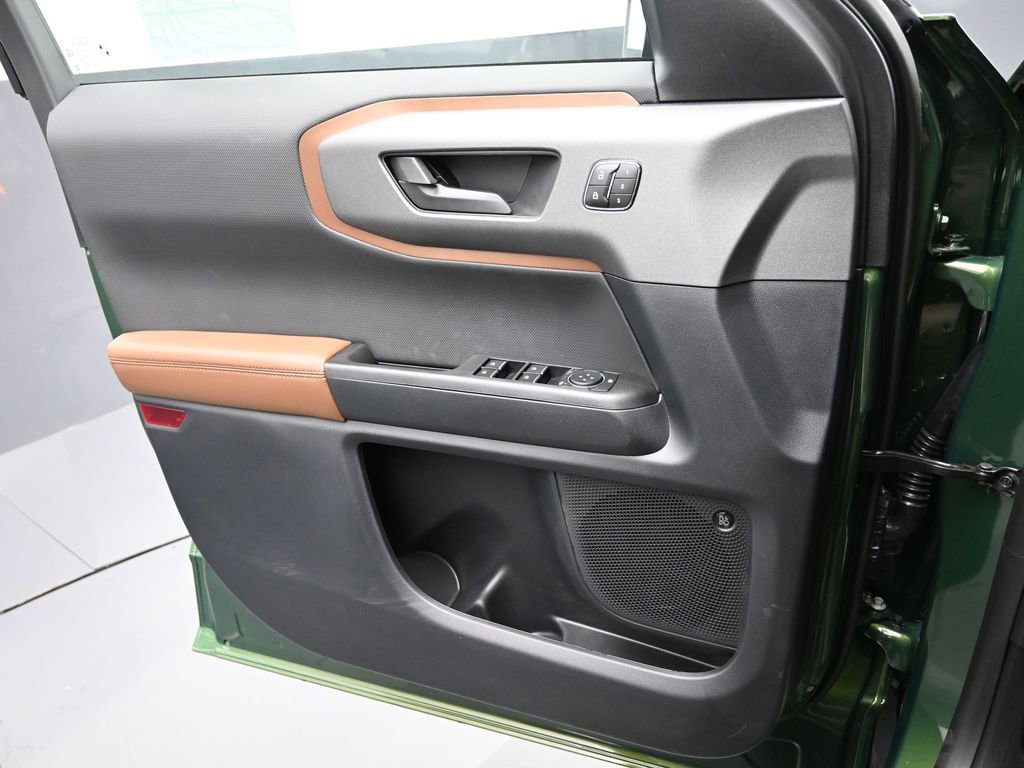 New 2025 Ford Bronco Sport Outer Banks w/ Sasquatch Outer Banks Package AWD/4WD image 13