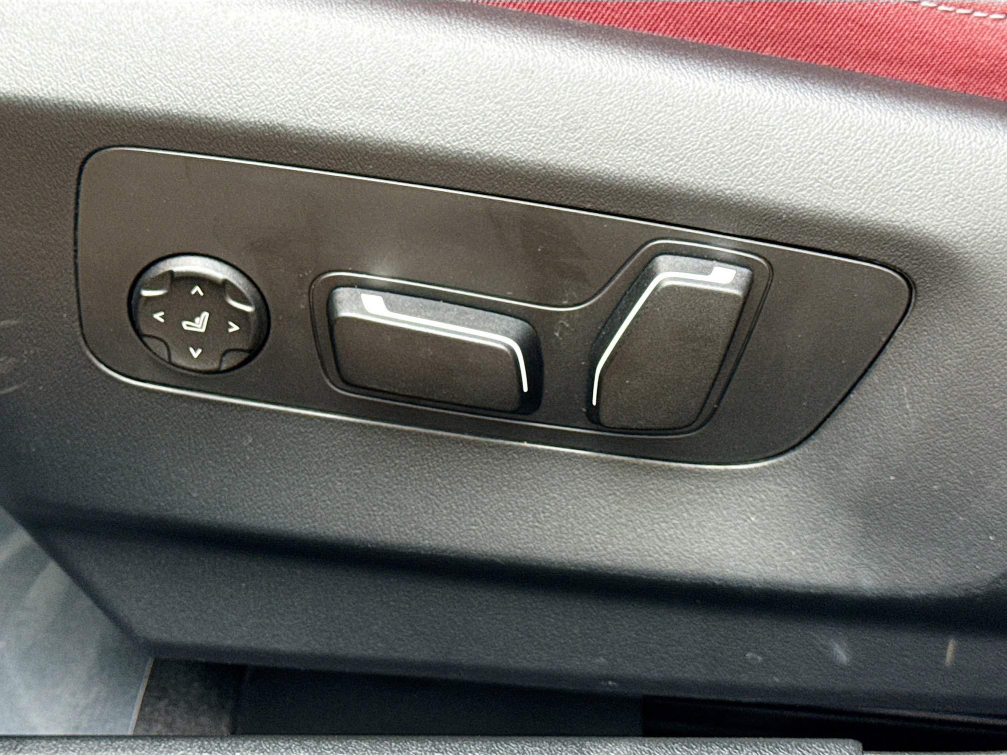 Used 2026 BMW 530i RWD image 25