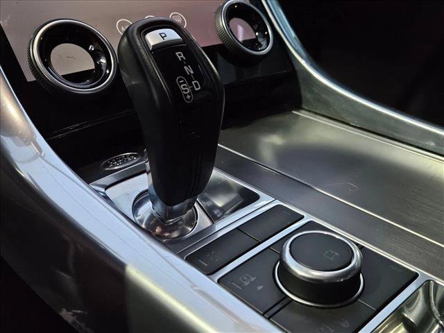 Used 2020 Land Rover Range Rover Sport SE AWD/4WD image 9