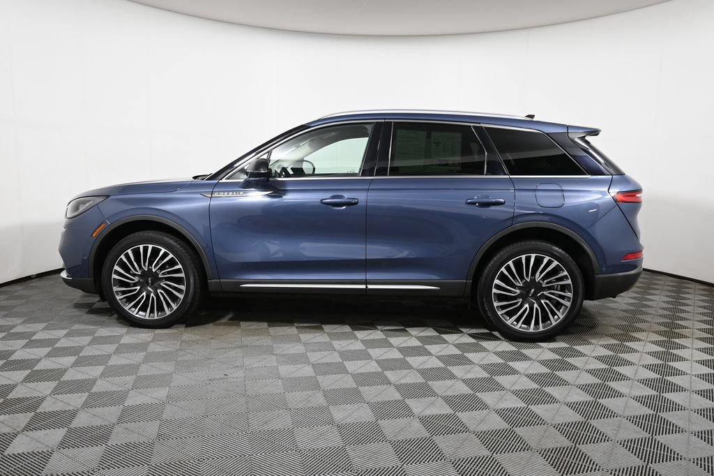 Used 2022 Lincoln Corsair Reserve w/ Equipment Group 201A AWD/4WD image 2