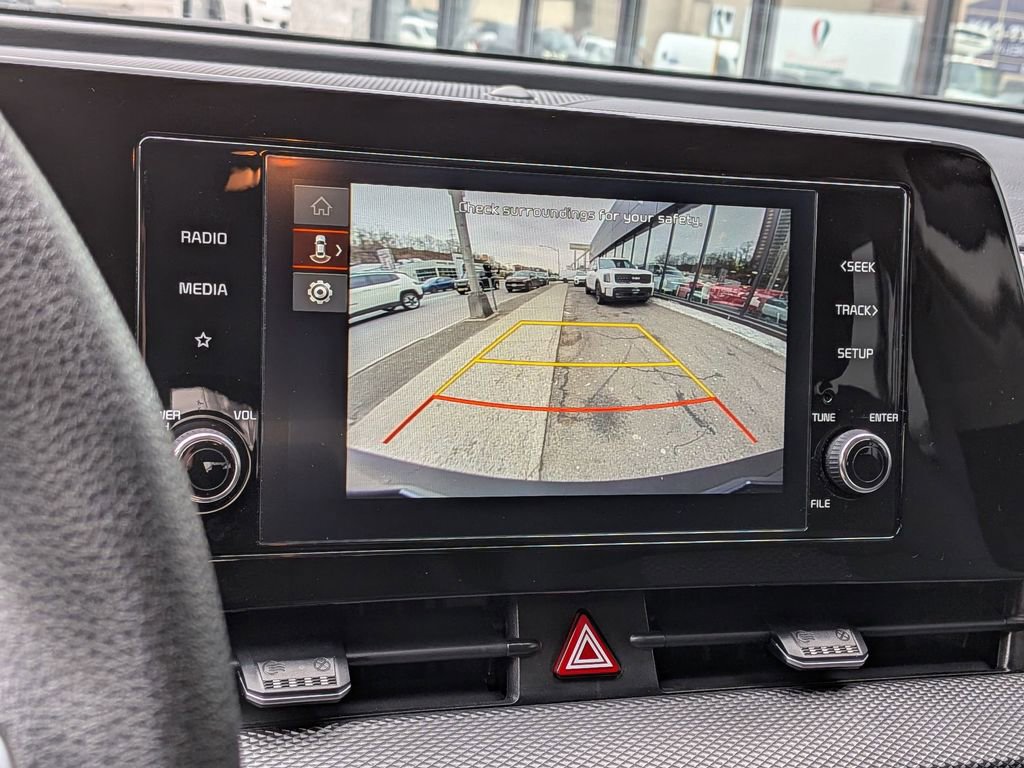 Used 2023 Kia Sportage LX image 18