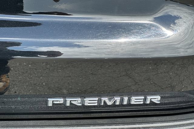 Used 2024 Chevrolet Tahoe Premier AWD/4WD image 32