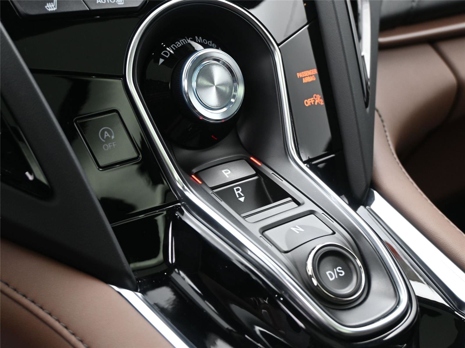 Certified 2024 Acura RDX SH-AWD w/ Technology Package image 5