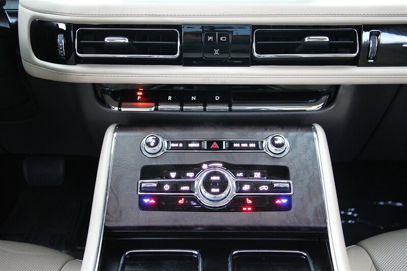 Used 2022 Lincoln Aviator Reserve RWD image 40