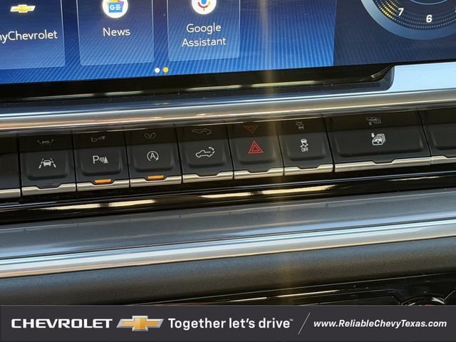Used 2025 Chevrolet Silverado 1500 High Country w/ High Country Premium Package AWD/4WD image 22