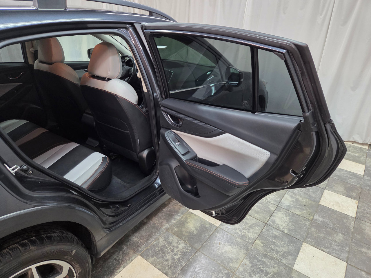 Used 2018 Subaru Crosstrek 2.0i Limited image 14