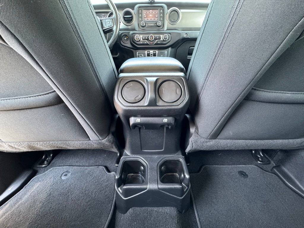 Used 2021 Jeep Gladiator Willys image 15