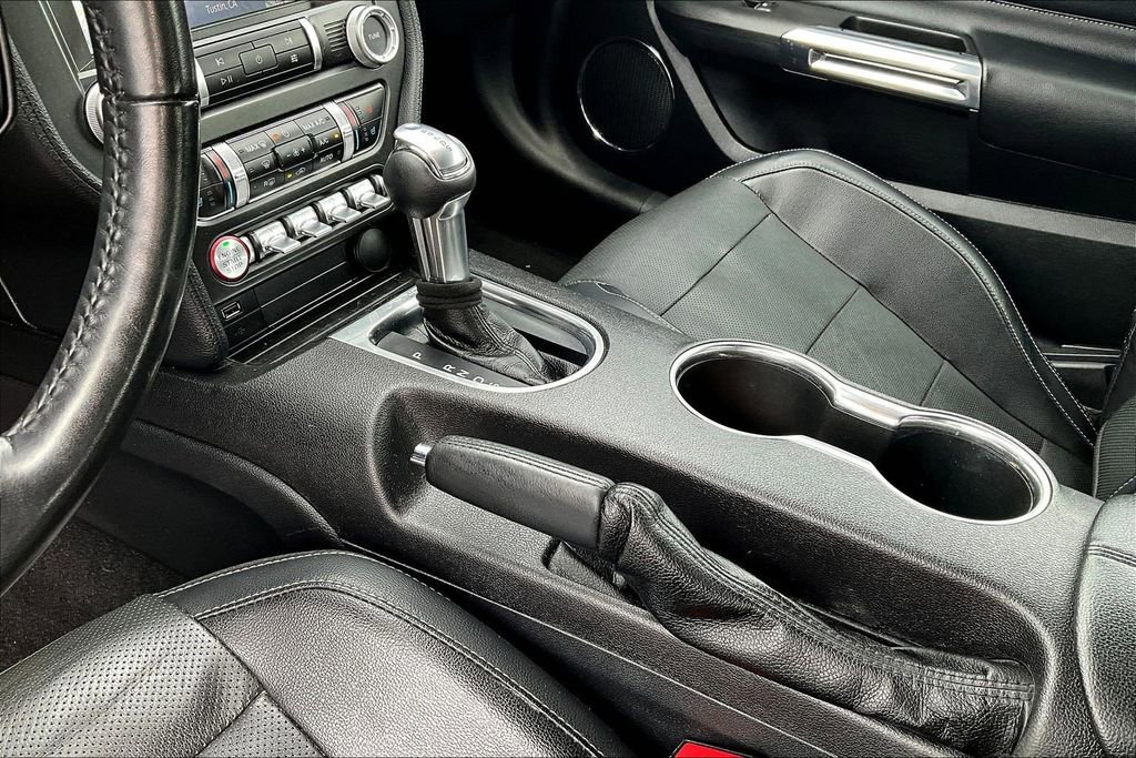 Used 2020 Ford Mustang Premium image 10