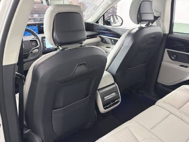 New 2026 Lincoln Nautilus Premier w/ Equipment Group 102A AWD/4WD image 21