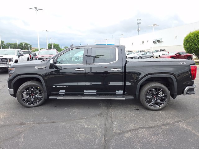 New 2026 GMC Sierra 1500 SLT w/ SLT Premium Package AWD/4WD image 23
