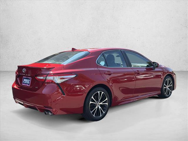 Used 2020 Toyota Camry SE FWD image 5