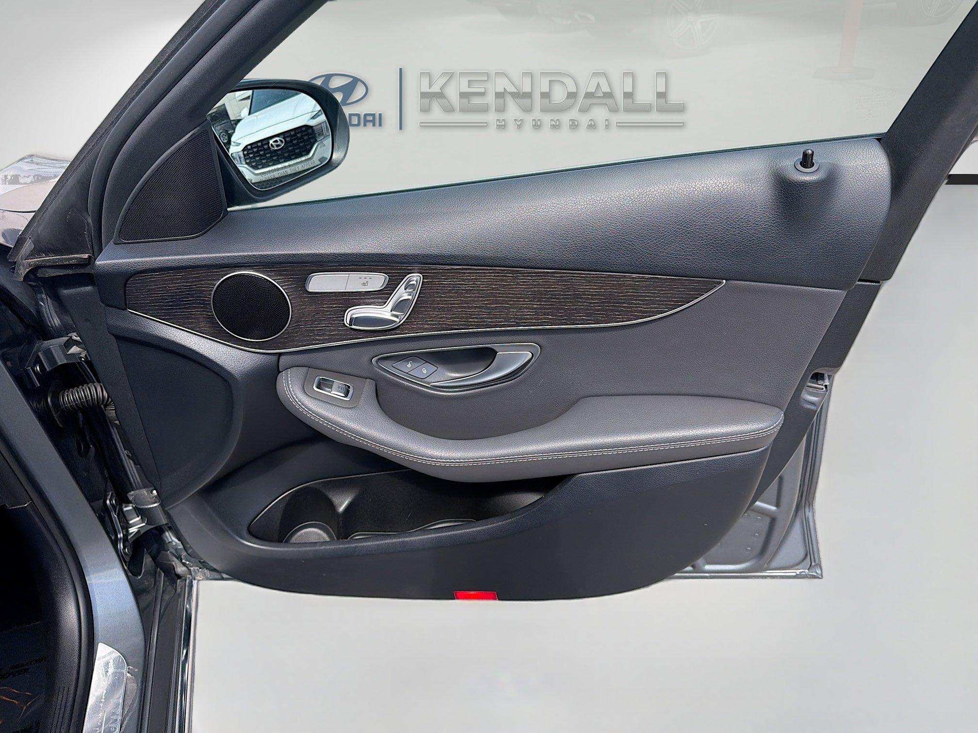 Used 2019 Mercedes-Benz C 300 Sedan image 31