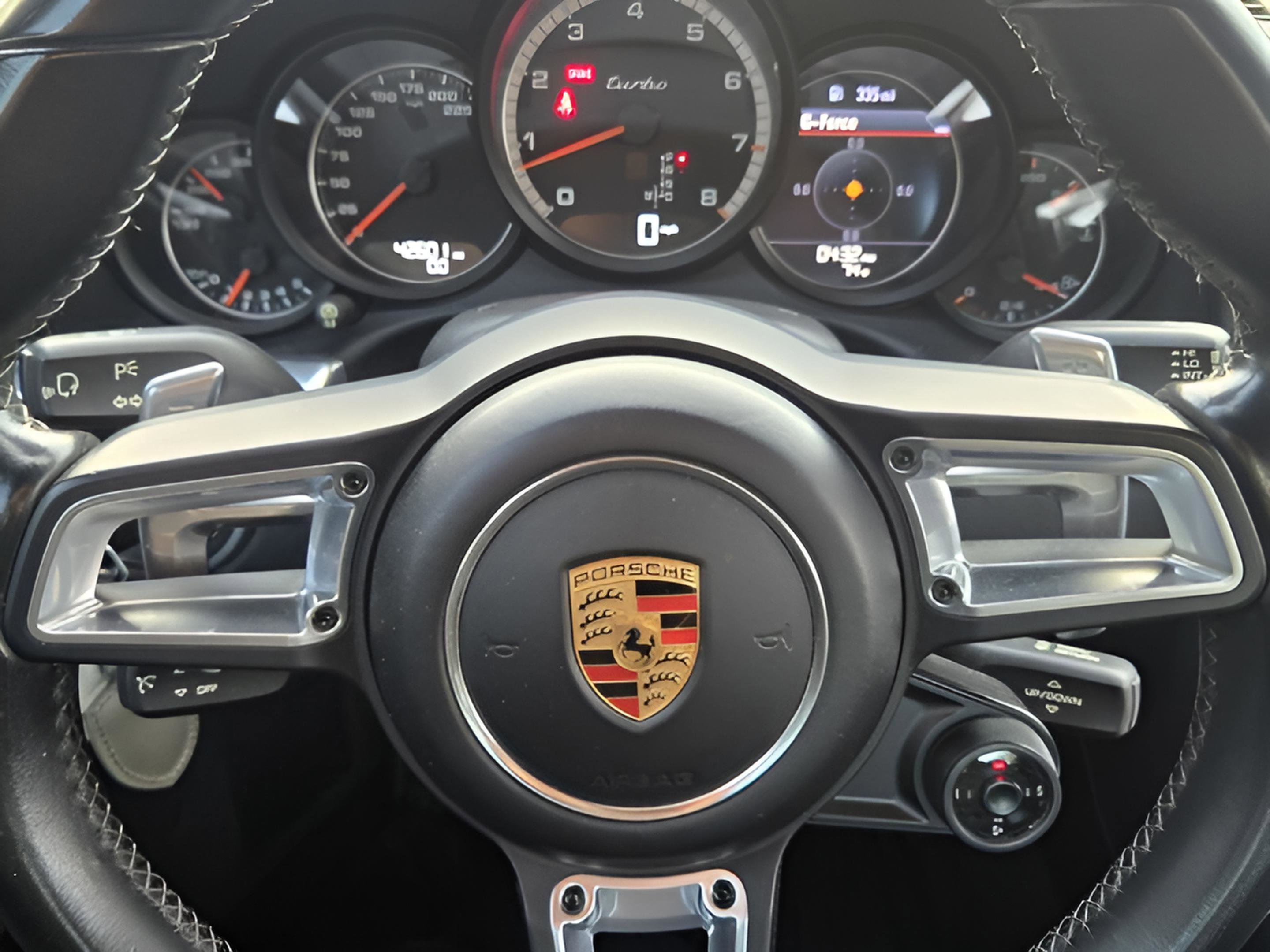 Used 2019 Porsche 911 Turbo image 28