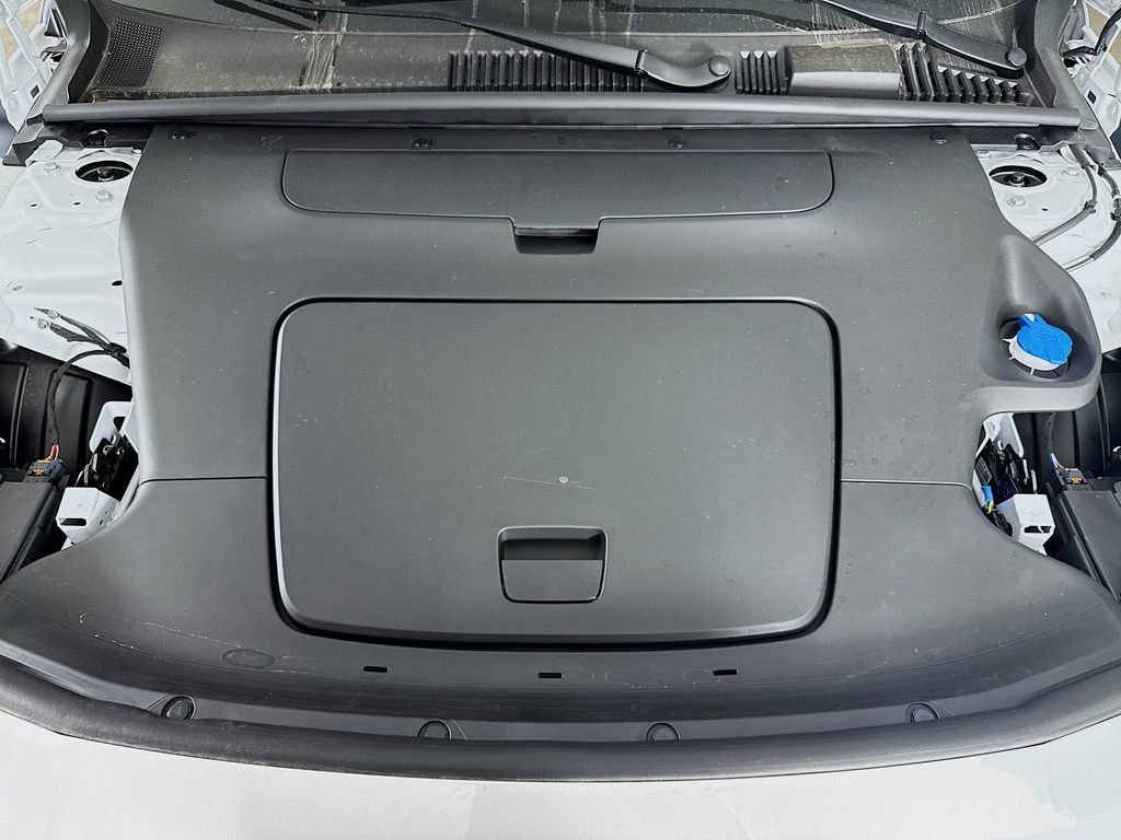 New 2026 Volvo EX30 Plus w/ Climate Package image 30